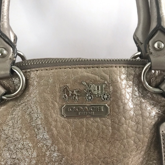 Coach Bag - Picture 2 of 12